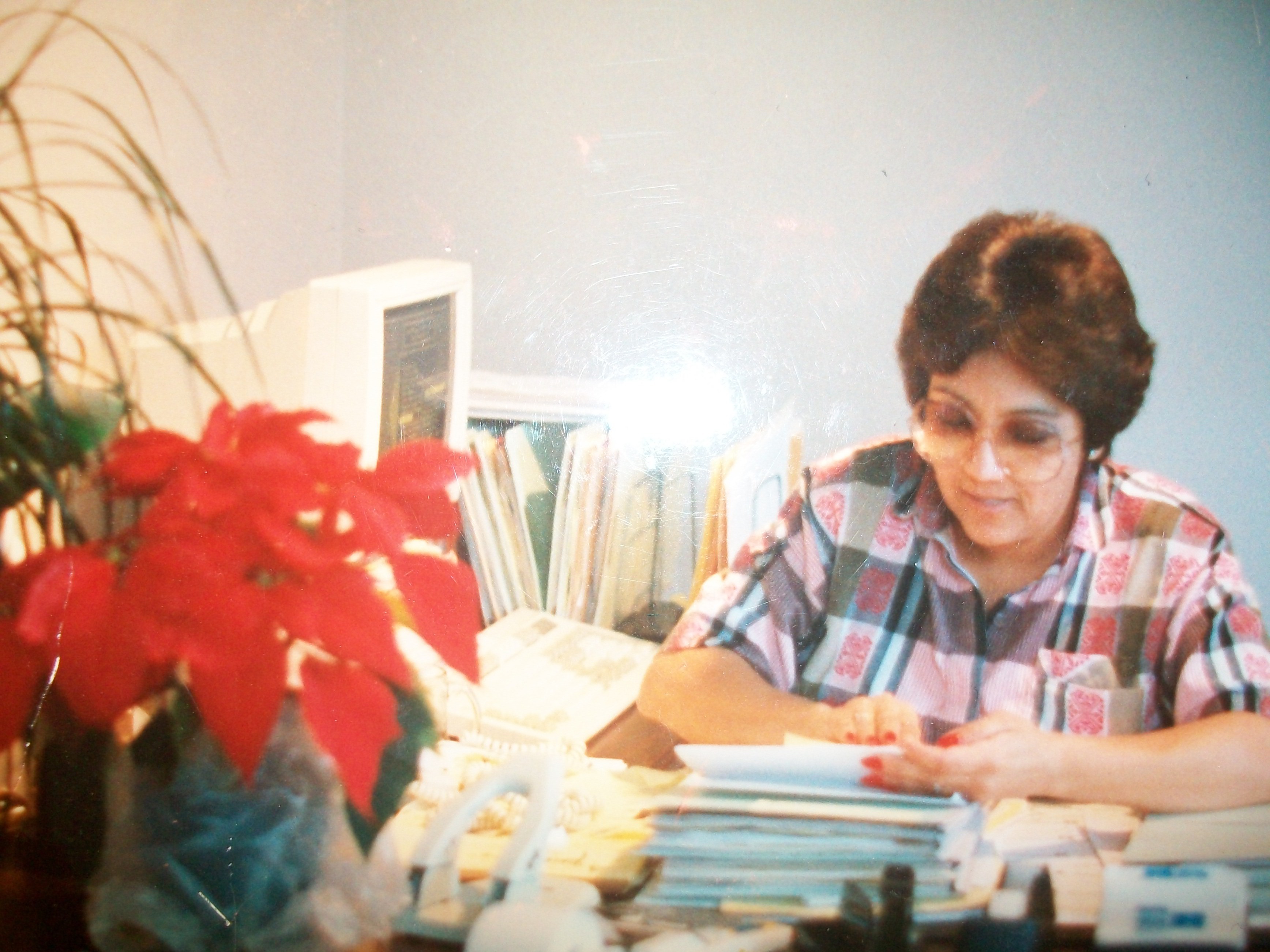 Oralia working on the petition to bring a VIA bus to the southside of San Antonio