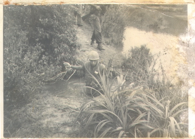 Raul de Leon, Vietnam jungle, 1966.