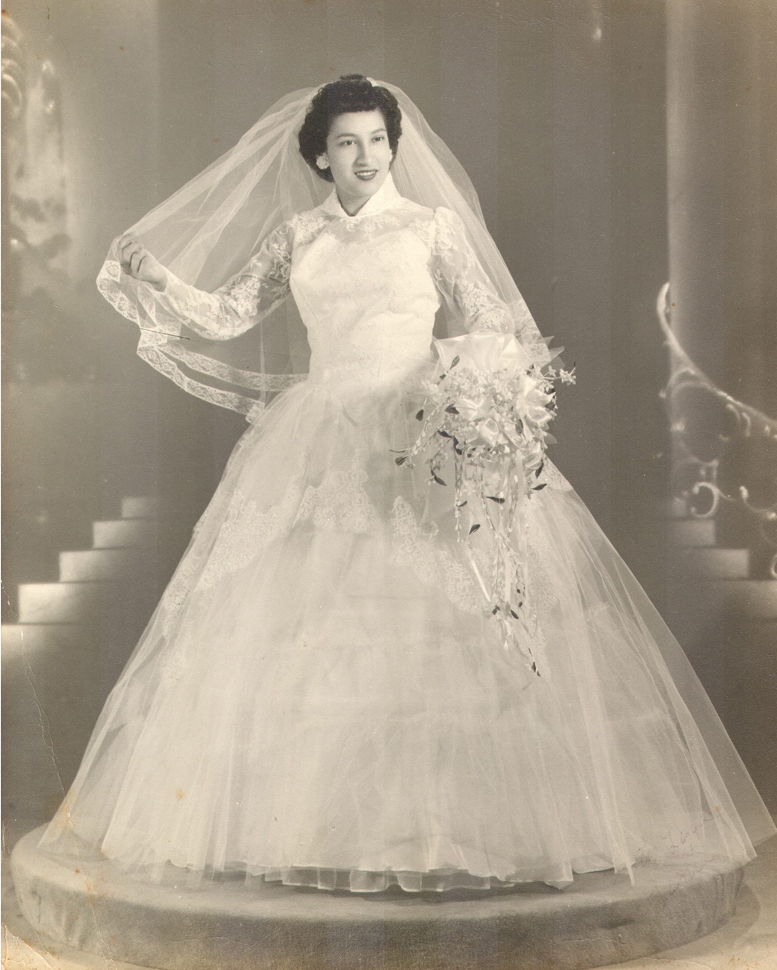 Juanita Araiza 17 years old at Royal Studio on Feburary 21, 1960.