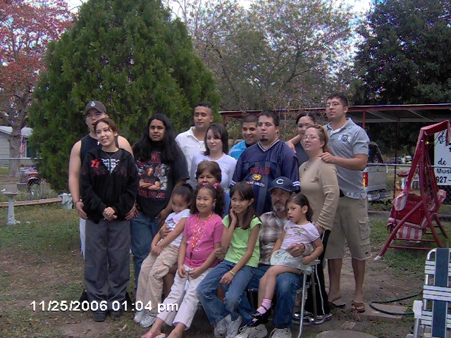 Gloria her grandchildrenat thankgiving 2006