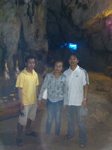 Brother in law, Anulack Von (wife) and Kham in Thailand cave (2009)