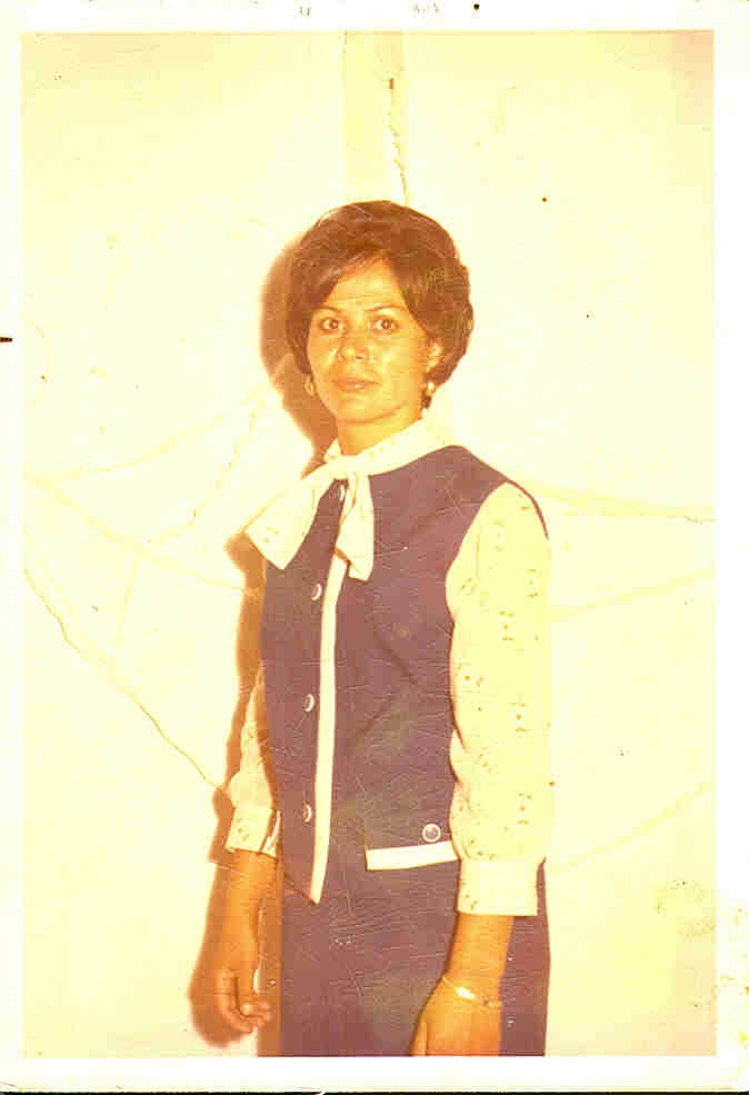 Nov 1971 Isabel Reyes