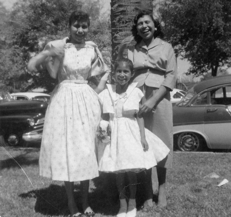 1958 Fox Photo photograph. Taken at Brackenridge Park. Sister Annie, Rebecca, Mother Carmen.