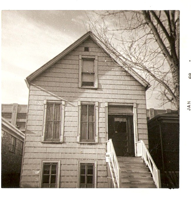 The house Victor and Juanita lived in, while living in Chicago, Il.
