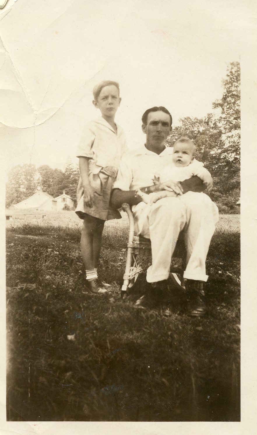 Ralph Herrington Holden Sr. with children Ralph Jr. and Marian