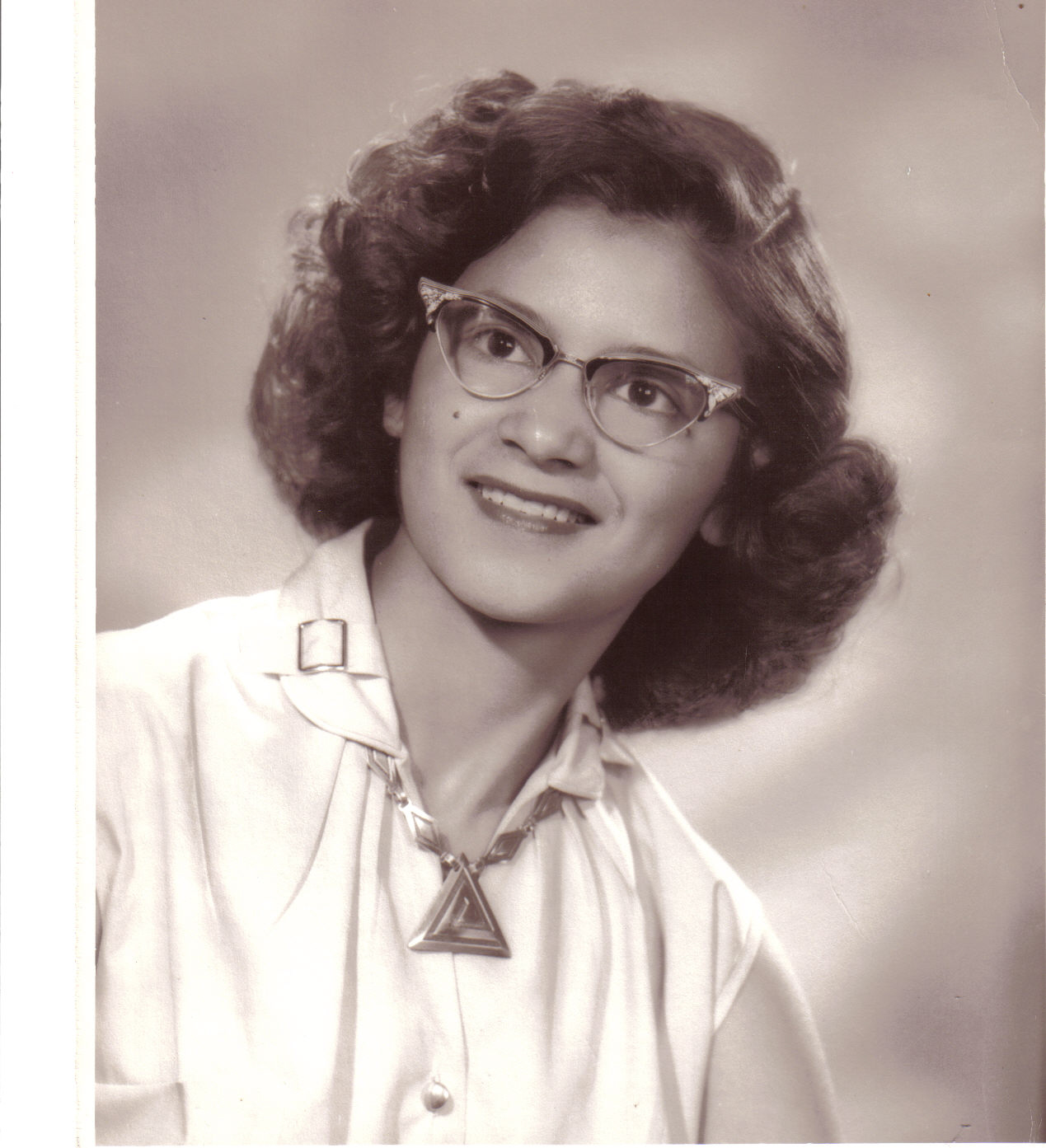 Jovita in a studio in Las Cruces, New Mexico (1946)